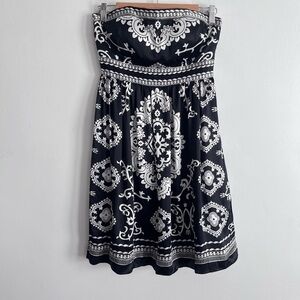 White House Black Market Strapless Dress Black White Silk Dressy Party  Size 2
